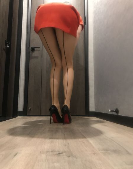 被老板夺走贞洁的未婚妻_BD英语神马在线观看