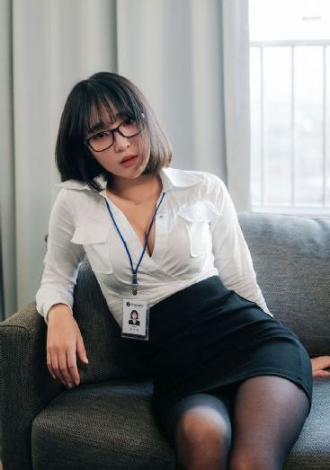 亚洲精品久久区二区三区蜜桃臀_BD动漫在线观看
